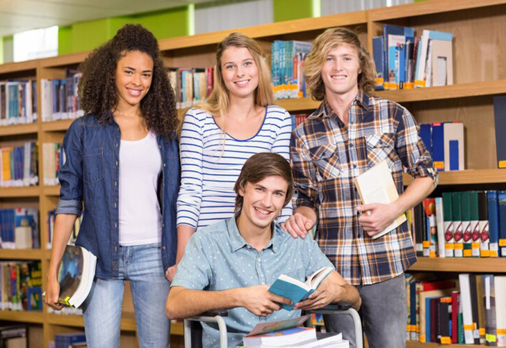 Foto de estudantes
